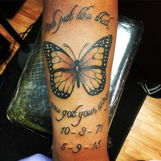 Body Piercing Shop «The Upper Darby Inkwell Tattoo and Body Piercing», reviews and photos, 3726 Garrett Rd, Drexel Hill, PA 19026, USA