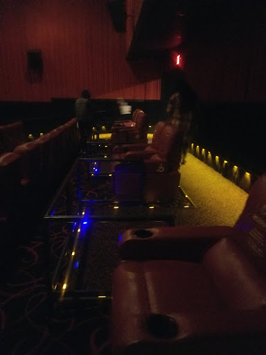 Movie Theater «AMC Bay Terrace 6», reviews and photos, 211-01 26th Ave, Bayside, NY 11360, USA