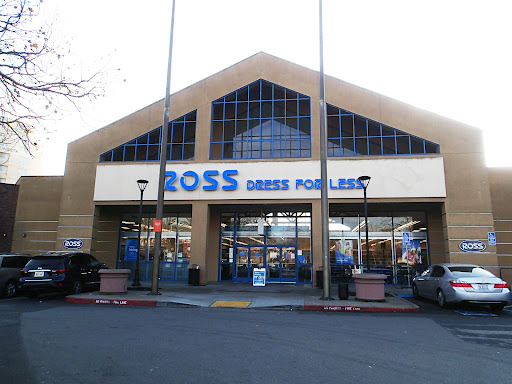 Clothing Store «Ross Dress for Less», reviews and photos, 5733 Christie Ave, Emeryville, CA 94608, USA