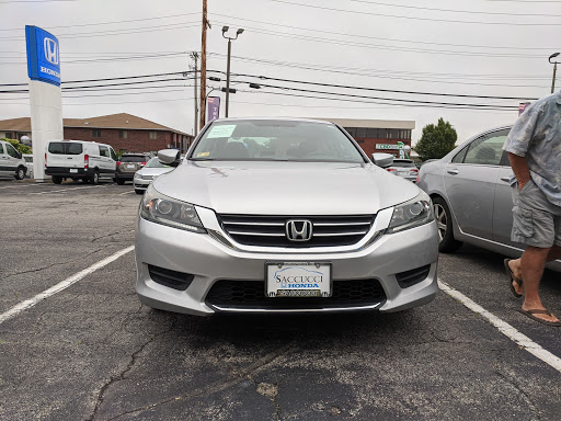 Honda Dealer «Saccucci Honda», reviews and photos, 1350 W Main Rd, Middletown, RI 02842, USA