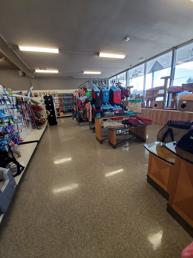 Pet Supply Store «Salem Pet Supply», reviews and photos, 3185 Market St NE, Salem, OR 97301, USA