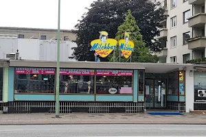 Milchbar Bremerhaven - Café & Diner | Milchshakes, Bürger, Hotdogs, Ice Creams, Pancakes uvm. image