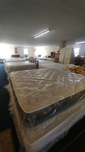 Used Furniture Store «Reppert Appliance & Furniture», reviews and photos, 414 Broad Ave, Belle Vernon, PA 15012, USA