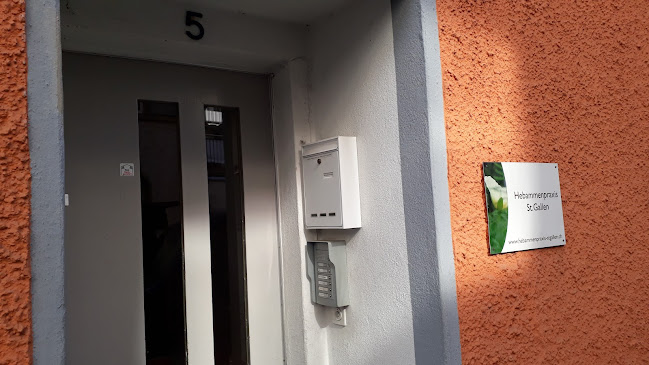 Opinii despre Hebammenpraxis St.Gallen în St. Gallen - Yoga-Studio