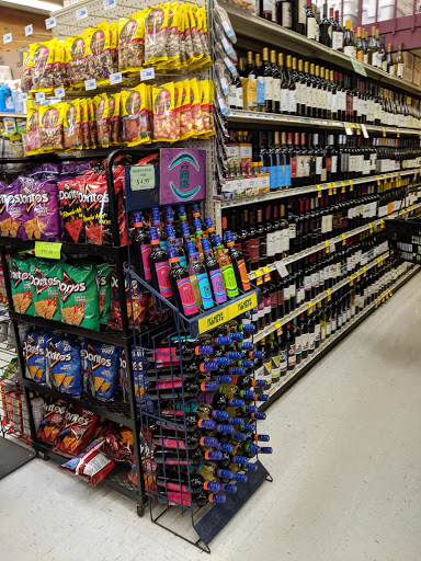 Grocery Store «Gualala Supermarket», reviews and photos, 39225 CA-1, Gualala, CA 95445, USA