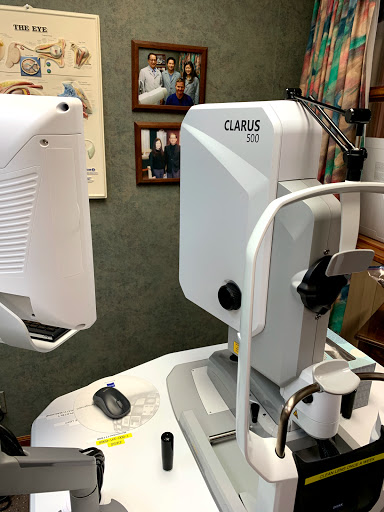 Optometrist «Park Family Eye Care», reviews and photos, 9 S Lincolnway St, North Aurora, IL 60542, USA