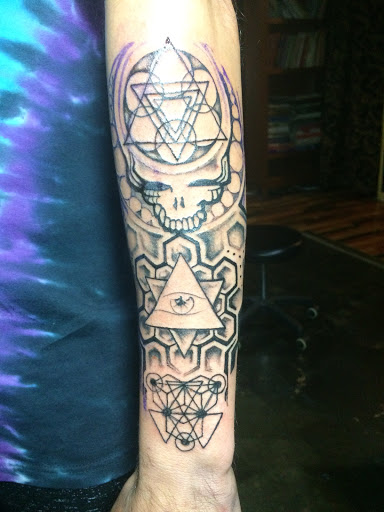 Tattoo Shop «Lucky Lotus Tattoo», reviews and photos, 1045 S Clinton Ave, Rochester, NY 14620, USA