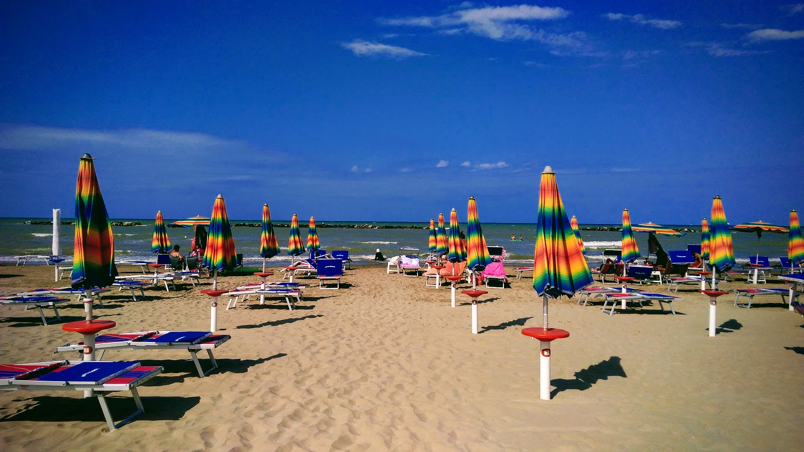 Fotografie cu Ohana Beach și așezarea