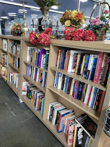 Thrift Store «Goodwill Store», reviews and photos, 2700 Kraft Ave SE, Grand Rapids, MI 49546, USA