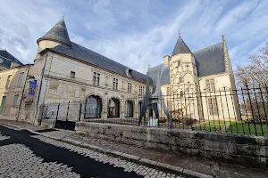 Hôtel des Échevins - Musée Estève image