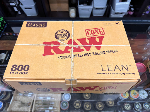 Tobacco Shop «Sky High Smoke Shop», reviews and photos, 19801 NW 27th Ave, Miami Gardens, FL 33056, USA