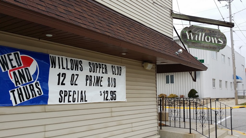 Willows Supper Club 54245