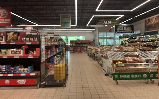 Supermarket «ALDI», reviews and photos, 2695 E Range Rd, Shelbyville, IN 46176, USA