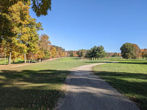 Golf Course «Shawnee Hills Golf Course», reviews and photos, 18753 Egbert Rd, Bedford, OH 44146, USA