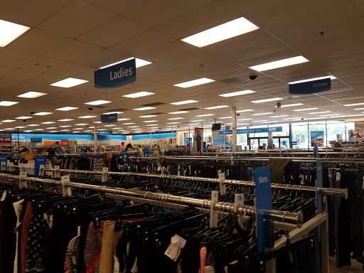 Clothing Store «Ross Dress for Less», reviews and photos, 5220 Jimmy Lee Smith Pkwy, Hiram, GA 30141, USA