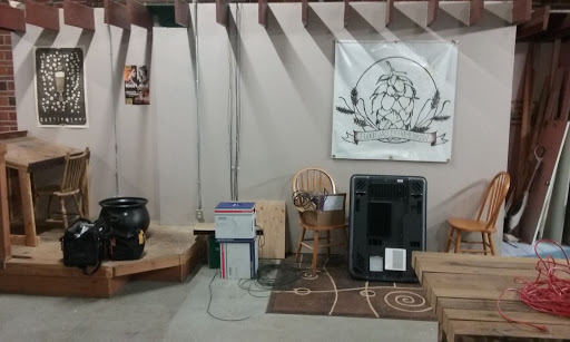 Beer Hall «Flood Valley Brewing Craft Taphouse», reviews and photos, 434 NW Prindle St, Chehalis, WA 98532, USA