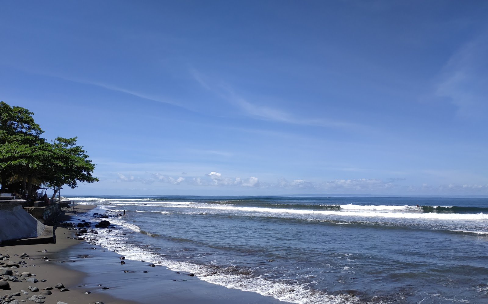 Φωτογραφία του Medewi Beach με επίπεδο καθαριότητας πολύ καθαρό
