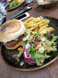 Hamburger du Restaurant français La Terrasse D’Hugo à Rodez - n°4