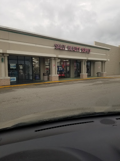 Shopping Mall «Highland Square», reviews and photos, 1010 Dunn Ave, Jacksonville, FL 32218, USA