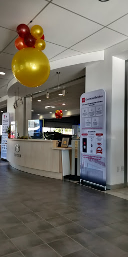 Toyota Dealer «Middletown Toyota», reviews and photos, 634 Newfield St, Middletown, CT 06457, USA