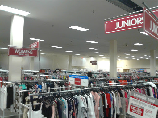 Clothing Store «Burlington Coat Factory», reviews and photos, 271 Cottage Grove Rd, Bloomfield, CT 06002, USA