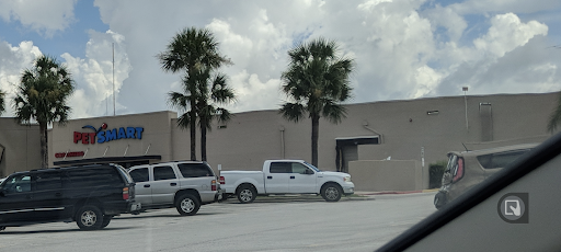Pet Supply Store «PetSmart», reviews and photos, 10401 US-441, Leesburg, FL 34788, USA