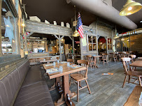 Atmosphère du Restaurant de grillades à l'américaine Old Wild West à Servon - n°20
