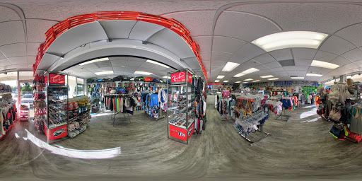 Tennis Store «The Court Sports Gear», reviews and photos, 79 Harbor Dr, Key Biscayne, FL 33149, USA