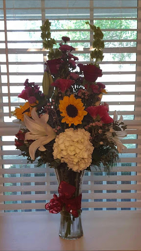 Florist «The Flower Gallery», reviews and photos, 127 N Ashley St, Valdosta, GA 31601, USA