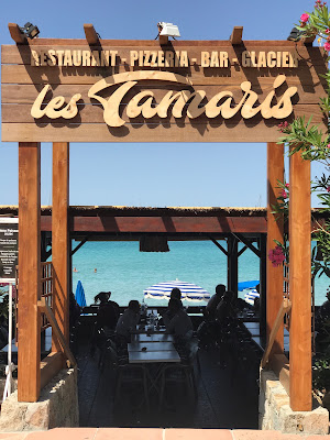 Les tamaris à L'Île-Rousse