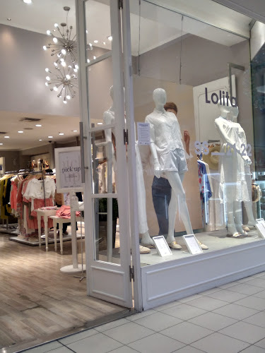 Lolita – Tres Cruces Shopping