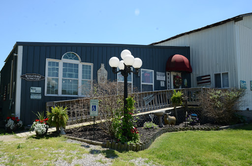 Boutique «Watt About This Boutique», reviews and photos, 3480 Otter Gap Rd, Bowling Green, KY 42101, USA