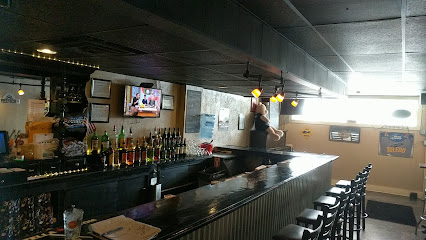 5 Pints Toledo Bar & Grille - 1519 Eleanor Ave, Toledo, OH 43612