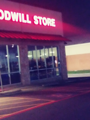 Thrift Store «Goodwill Store and Donation Station», reviews and photos, 10647 Culebra Rd, San Antonio, TX 78251, USA