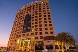 Mercure Grand Hotel Seef - All Suites image