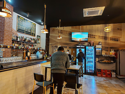 The Kraft Bar - Pl. de Pizarro, 25, 06800 Mérida, Badajoz, Spain