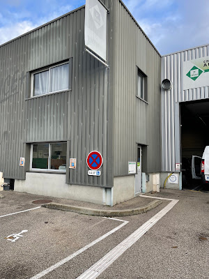 Centre contrôle technique DEKRA à Mions