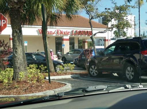 Liquor Store «Winn-Dixie Wine & Spirits», reviews and photos, 20355 Biscayne Blvd, Aventura, FL 33180, USA