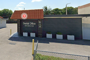 Alvarez Dental Associates image