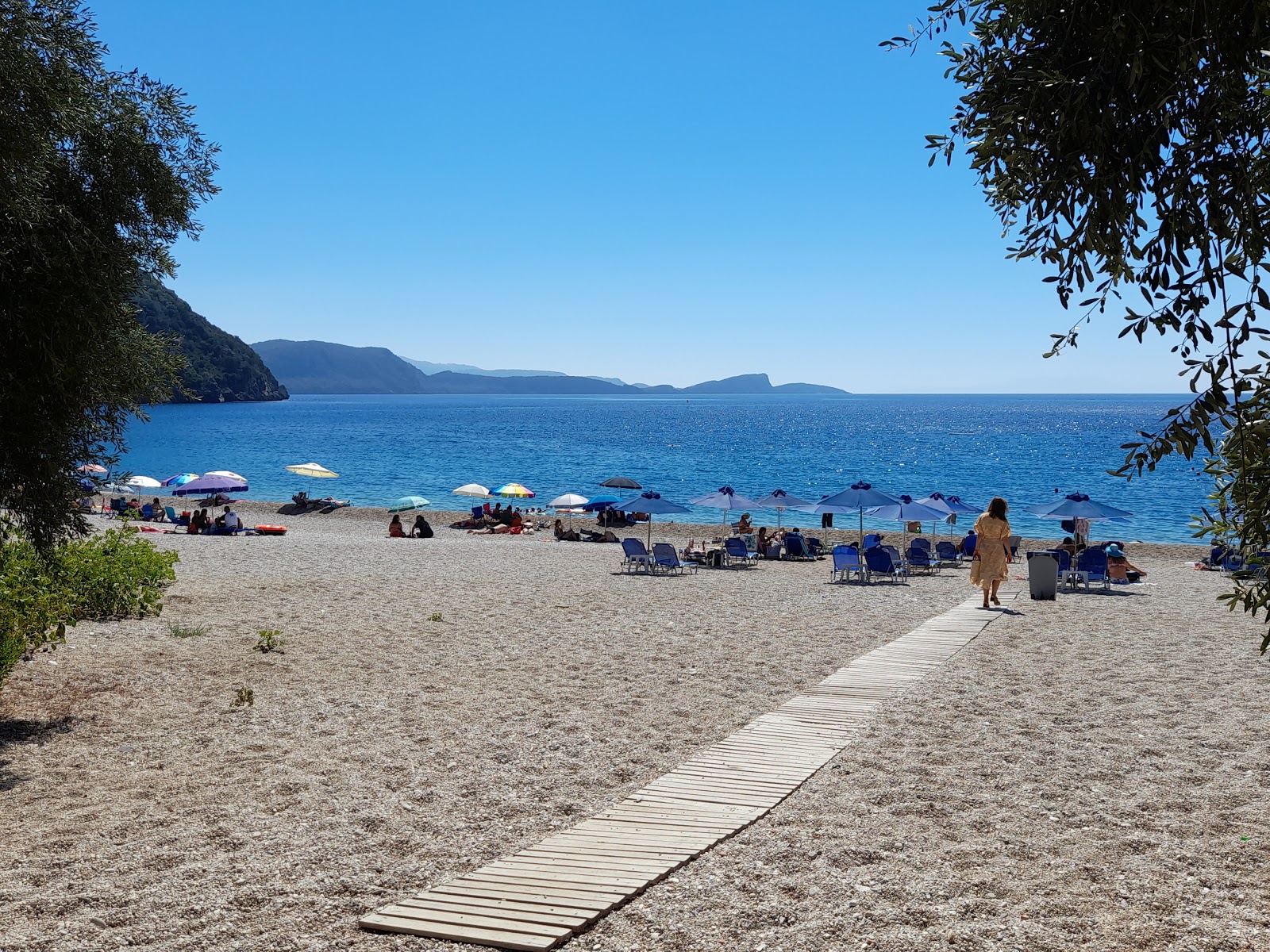 Foto de Lichnos beach com alto nível de limpeza