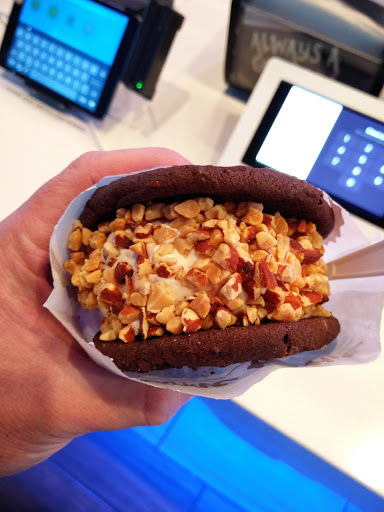 Ice Cream Shop «CREAM Ontario», reviews and photos, 960 Ontario Mills Dr, Ontario, CA 91764, USA