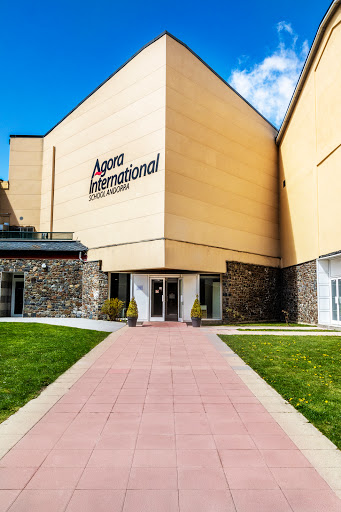 Agora Andorra International School