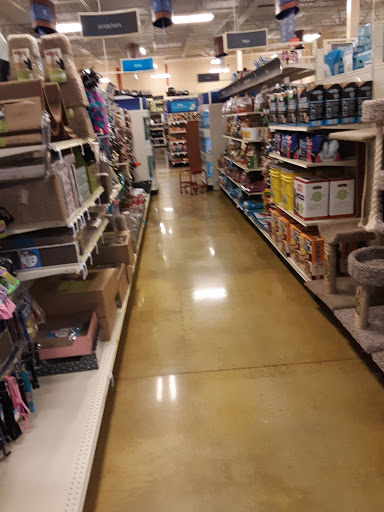 Pet Supply Store «PetSmart», reviews and photos, 1929 Scenic Hwy N, Snellville, GA 30078, USA