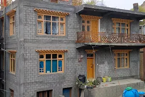 Deser home stay image