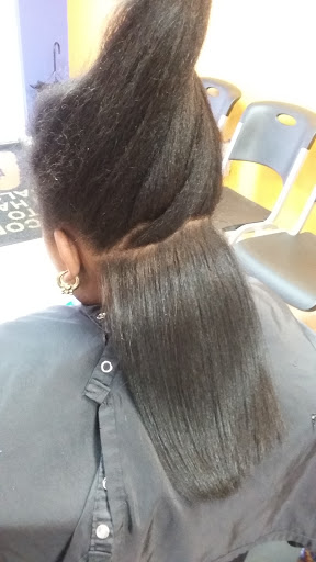 Beauty Salon «J J Hair & Nail Salon Inc», reviews and photos, 4071 NW 34th St, Lauderdale Lakes, FL 33319, USA
