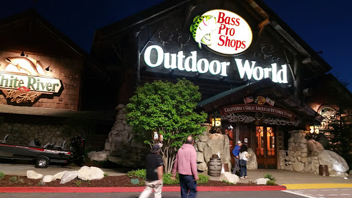 Sporting Goods Store «Bass Pro Shops», reviews and photos, 5160 Cherry Ave, San Jose, CA 95118, USA