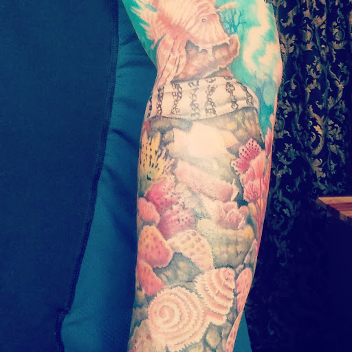 Tattoo Shop «Lucky Lotus Tattoo», reviews and photos, 1045 S Clinton Ave, Rochester, NY 14620, USA