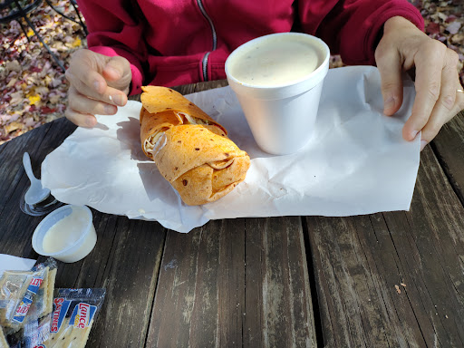 Grocery Store «Riverton General Store», reviews and photos, 2 Main St, Barkhamsted, CT 06063, USA