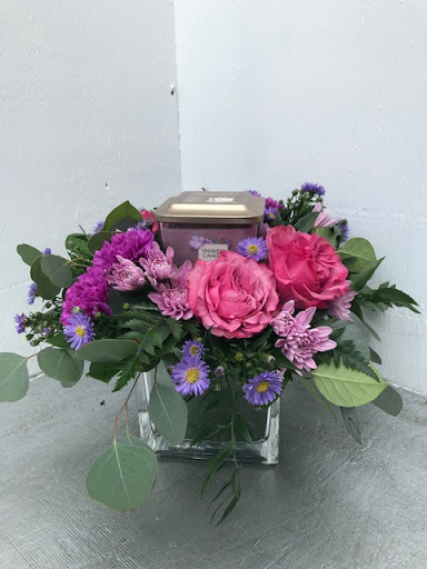 Florist «Hillside Florist & Gifts», reviews and photos, 888 Main St, Woburn, MA 01801, USA