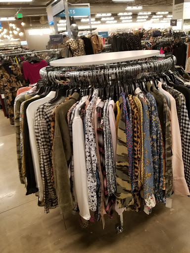 Shopping Mall «Sugar House Shopping Center», reviews and photos, 2274 S 1300 E, Salt Lake City, UT 84106, USA